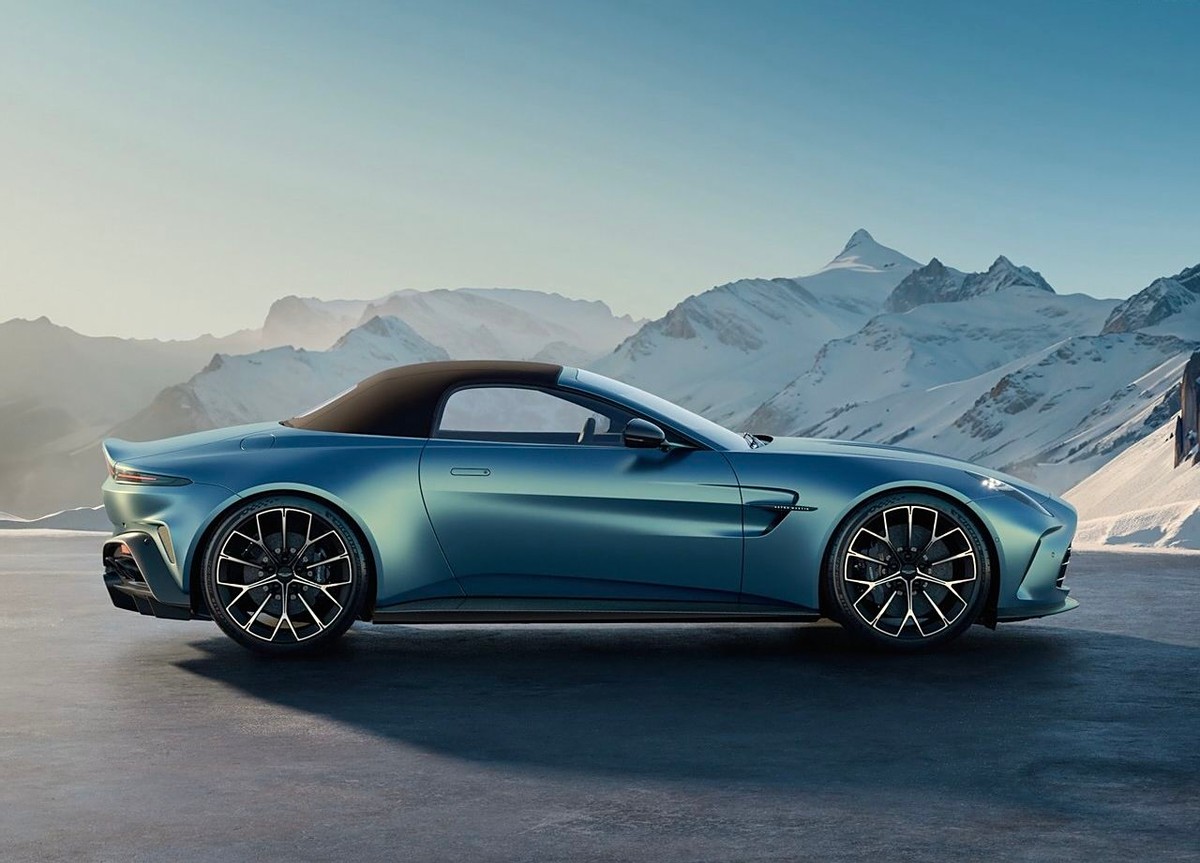 软顶敞篷 阿斯顿·马丁全新Vantage Roadster发布