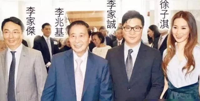 香港四大家族创始人只剩李嘉诚健在