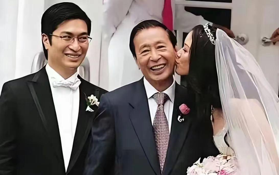 香港四大家族创始人只剩李嘉诚健在