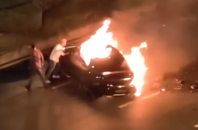 工薪家庭第一辆车必须选油车,舒适、安全,不会有破产风险